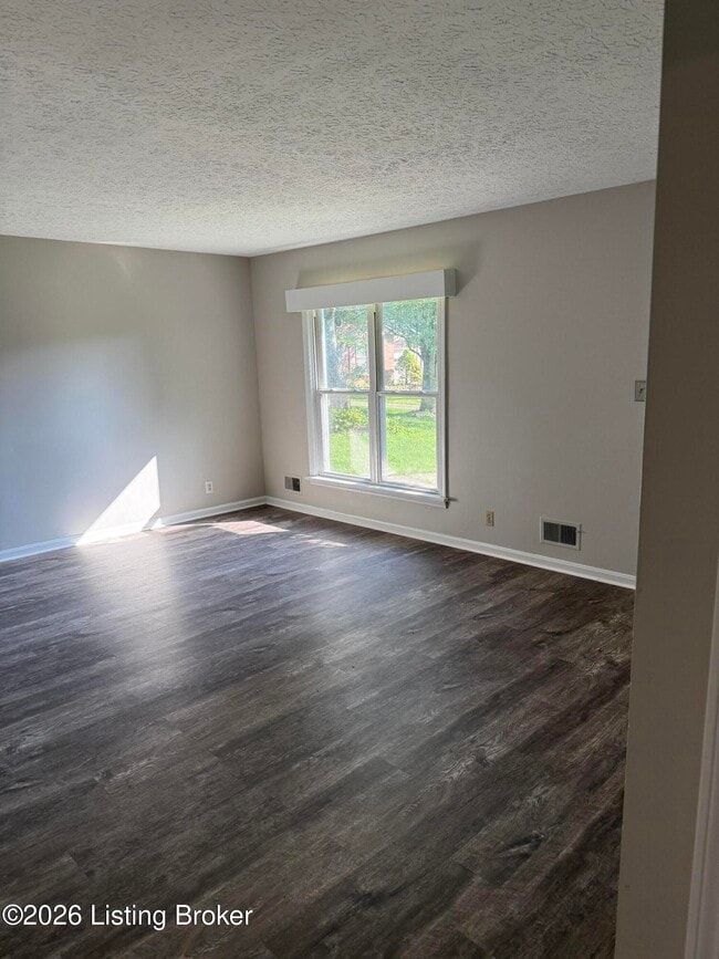 Building Photo - 7604 Carmil Ct