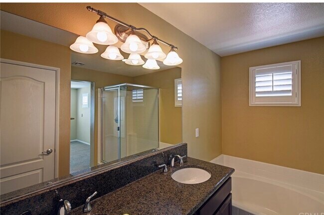 Building Photo - 85 Via Sovana