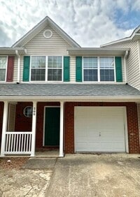 Building Photo - 209 Swaying Pine Ct