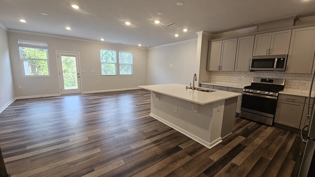 Building Photo - 2154 Tulip Bloom Ln