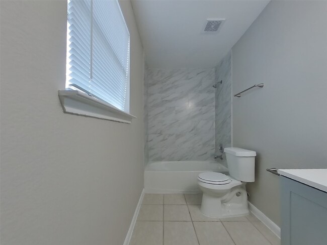 Building Photo - 10111 Victoria Falls Ln