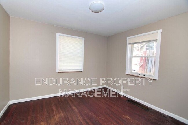 Building Photo - 937 Grand Ave