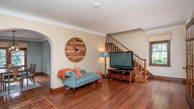 Building Photo - 1205 Miller Ave