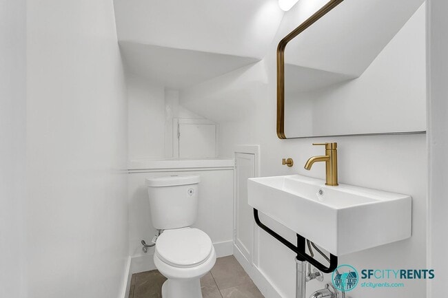 Building Photo - West Portal: Newly Remodeled Detached Sing...