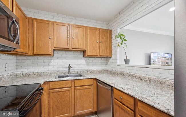 Building Photo - 9490 Mooregate Ct