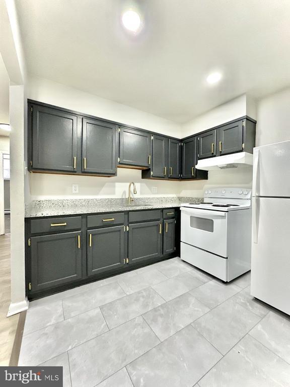 Building Photo - 521 Martin St