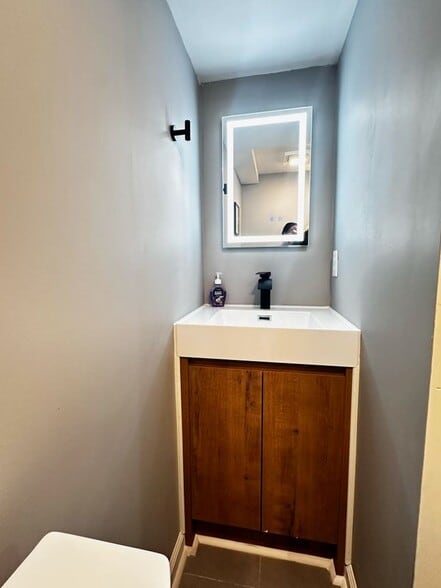 Building Photo - 609 P St NW