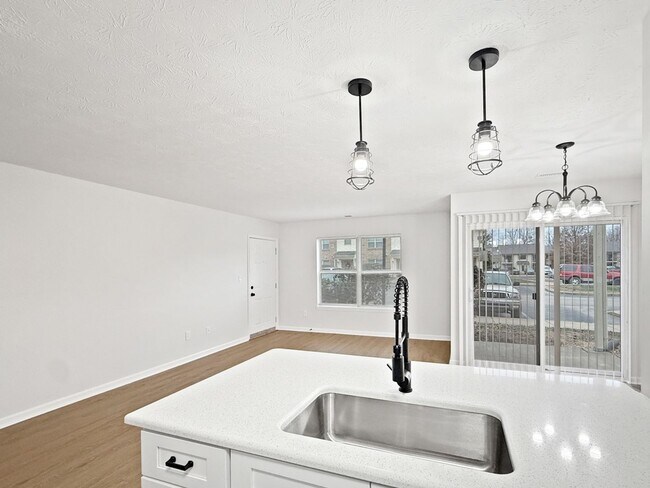 Building Photo - 4153 Bell Rd