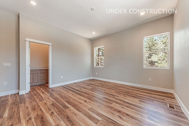 Building Photo - Brand New Woodland Park Townhome!