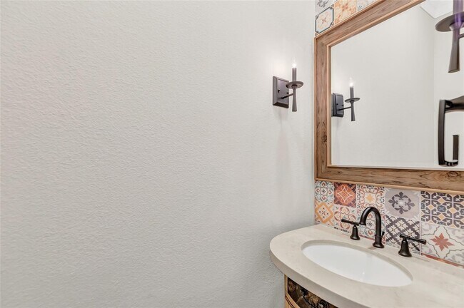 Building Photo - 135 Low Country Ln