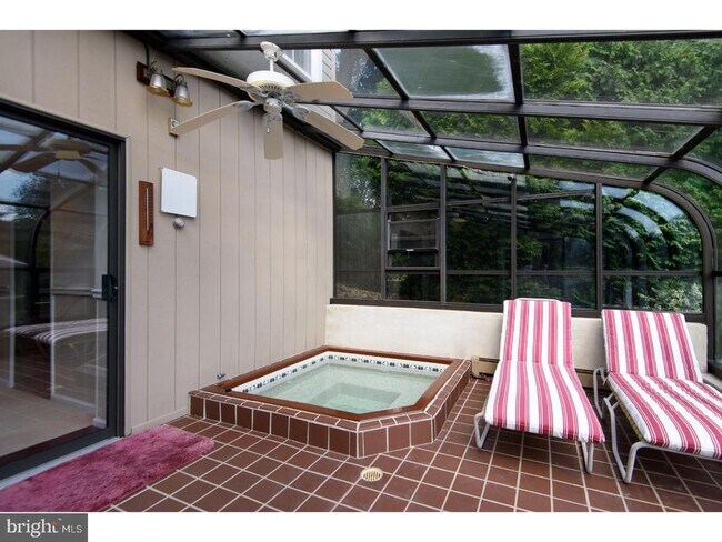 Building Photo - 1426 Cider Knoll Way