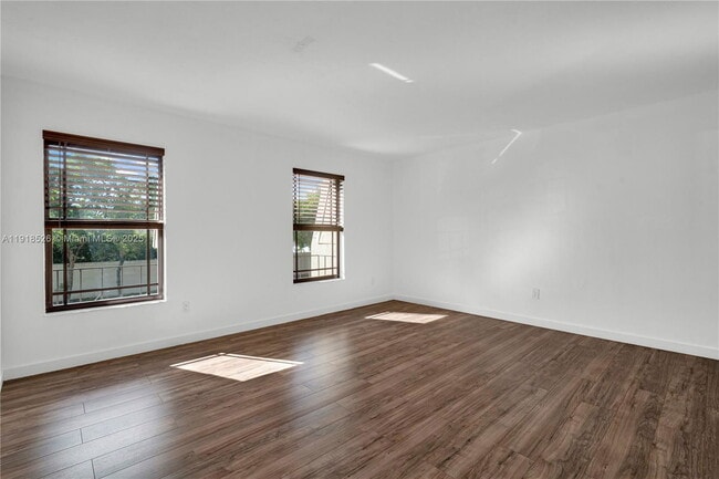 Building Photo - 9823 SW 93rd Terrace