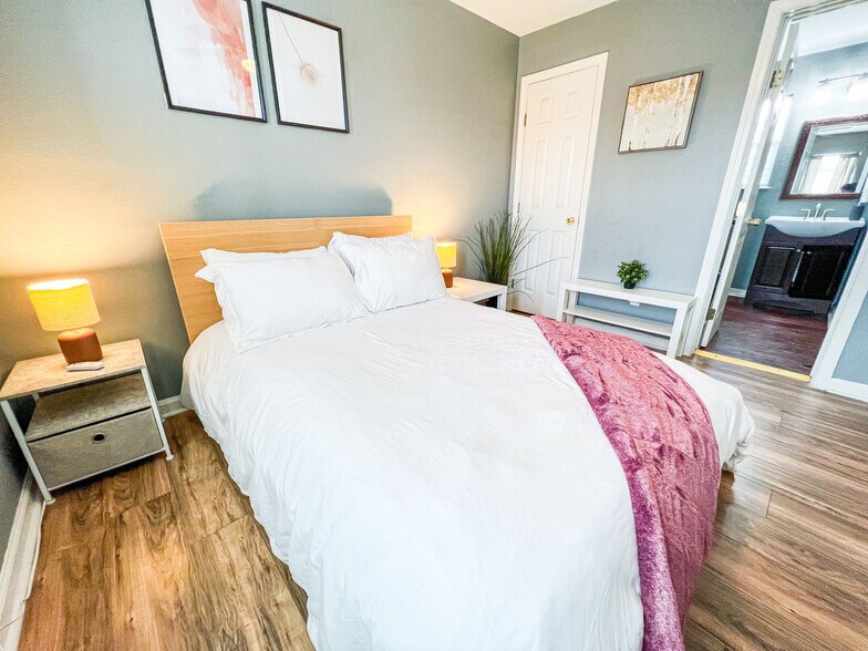 Building Photo - 1804 Morgan Ave