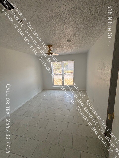 Building Photo - 518 N 8th St