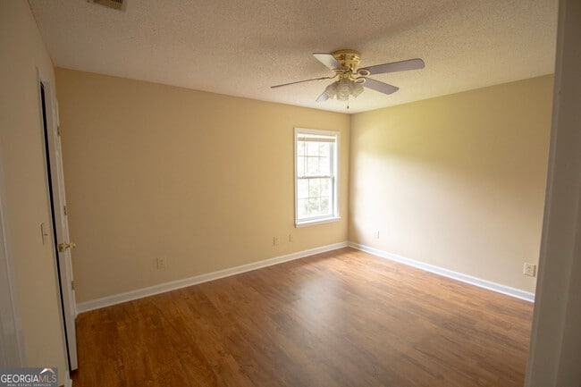 Building Photo - 1602 Drayton Ln