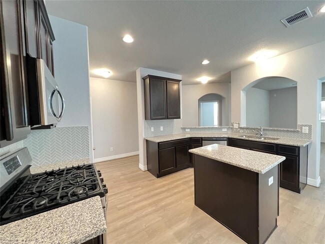 Building Photo - 3214 Aster Mdw Wy