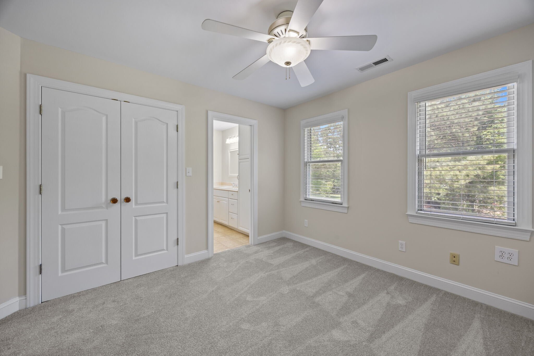 Building Photo - 5109 McCallum Mdws Dr