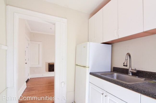 Building Photo - 611 W Horatio St