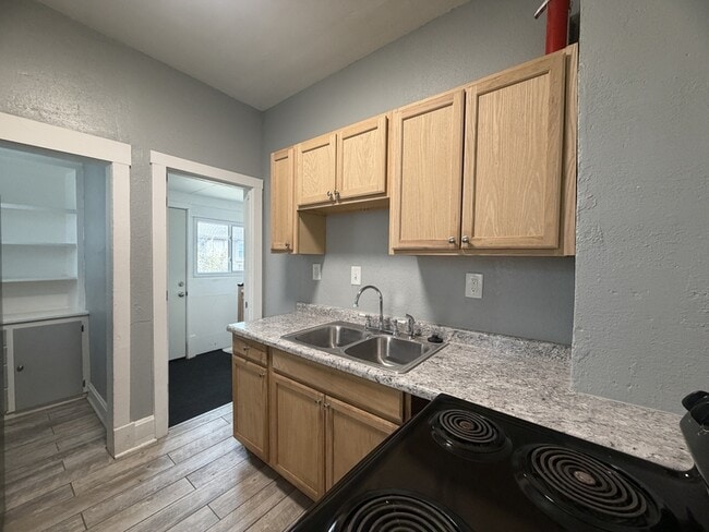 Building Photo - 2512 North 12th Street