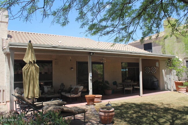 Building Photo - 9817 E Pine Valley Rd