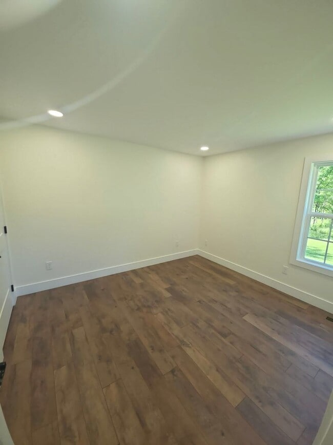 Building Photo - Brand-New 3-Bedroom Home with Office in Doyle, TN