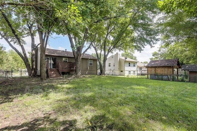 Building Photo - 13024 S Trenton St