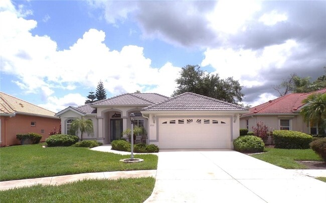 Primary Photo - 2732 Royal Palm Dr