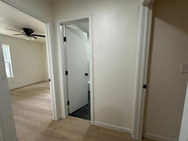 Building Photo - 1712 Brake Dr