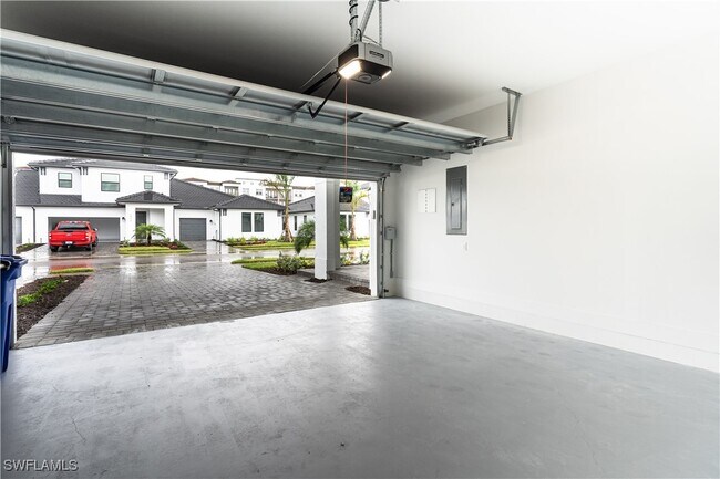 Building Photo - 10917 Preachers Cv Ln