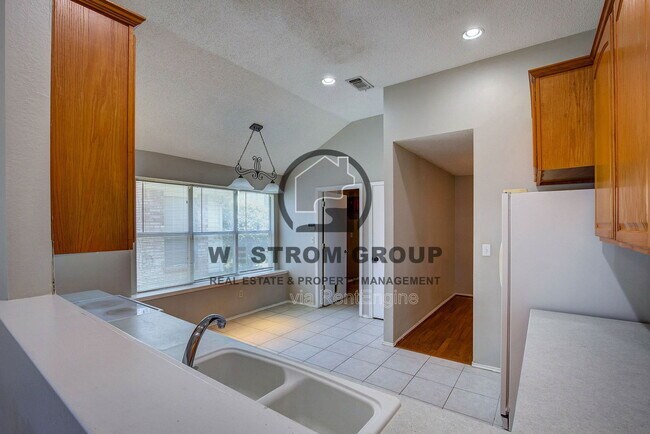 Building Photo - 8533 Brushy Creek Trail