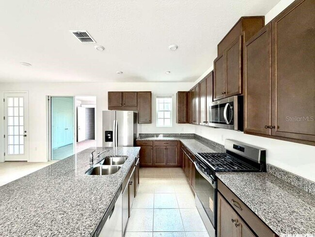 Building Photo - 2444 Celebration Blvd