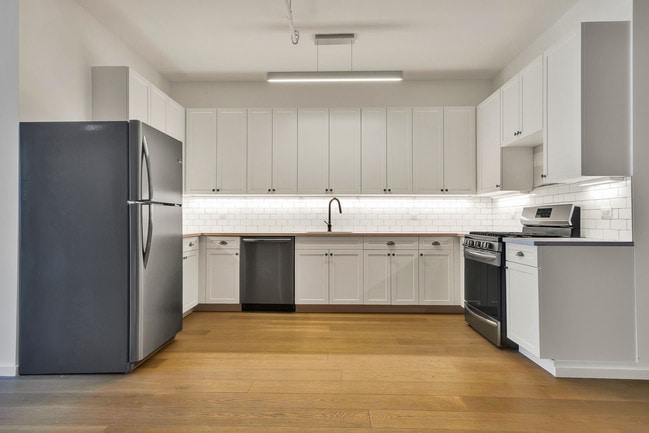 Floorplan - 75 Bowery