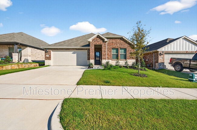 Primary Photo - 2121 Gustavus Dr