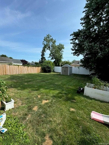 Building Photo - 46 Lincoln Pl