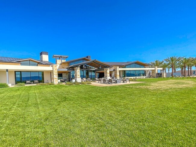Building Photo - SINGLE STORY HOME IN GATED DEL WEBB AT LAK...