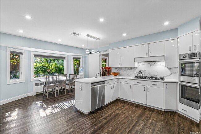 Building Photo - 11 Melby Ln