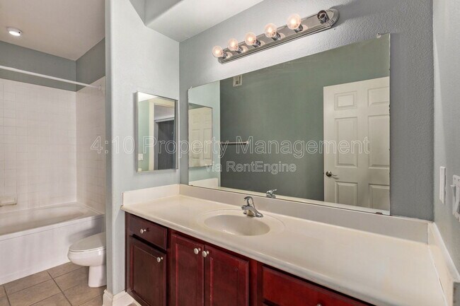 Building Photo - 15095 N Thompson Peak Pkwy