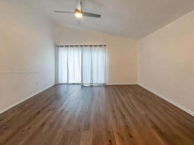 Building Photo - 13411 SW 113th Terrace