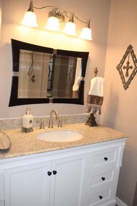 Building Photo - 6604 Montauk Dr