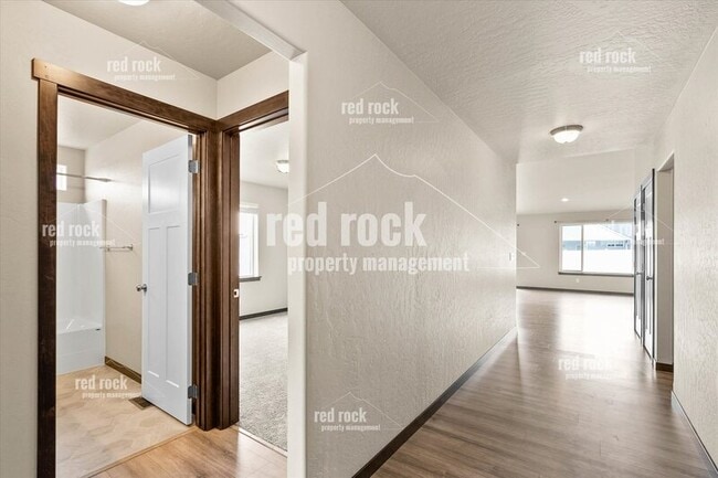 Building Photo - 6659 W Irish Cir