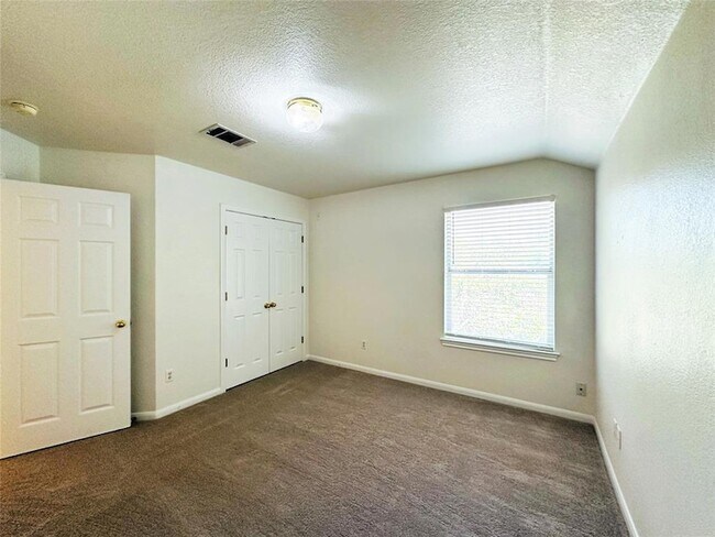 Building Photo - 13413 Creole Cove