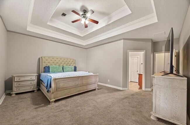 Building Photo - 14006 Martinique Ln