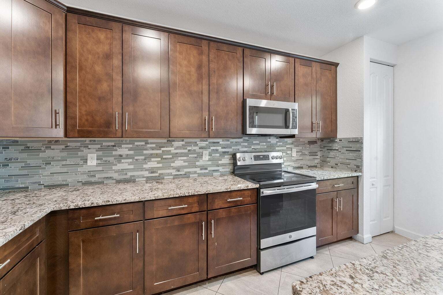 Building Photo - 12756 Anthorne Ln