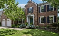 Building Photo - 991 Lakepointe Ct