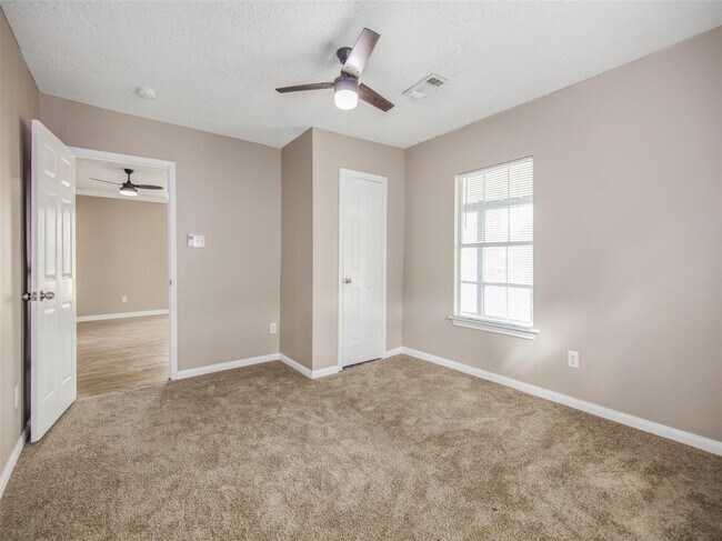 Building Photo - 5108 Clay St