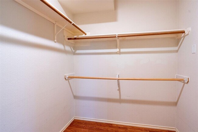 Building Photo - 1106 Camden Cove