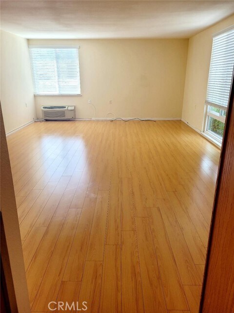 Building Photo - 158 Avenida Majorca