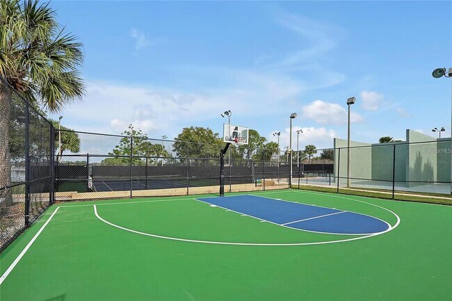 Building Photo - 7705 Apple Tree Cir