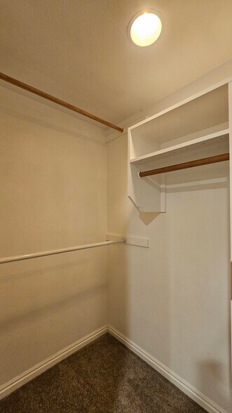 Building Photo - 512 E 5900 S