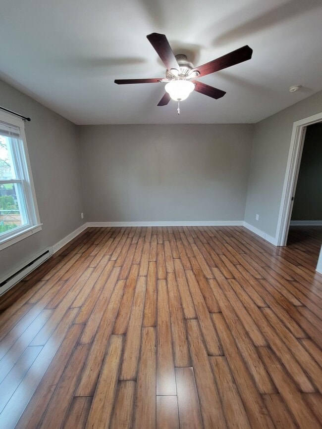 Building Photo - 5176-5178 Greenvillage Road